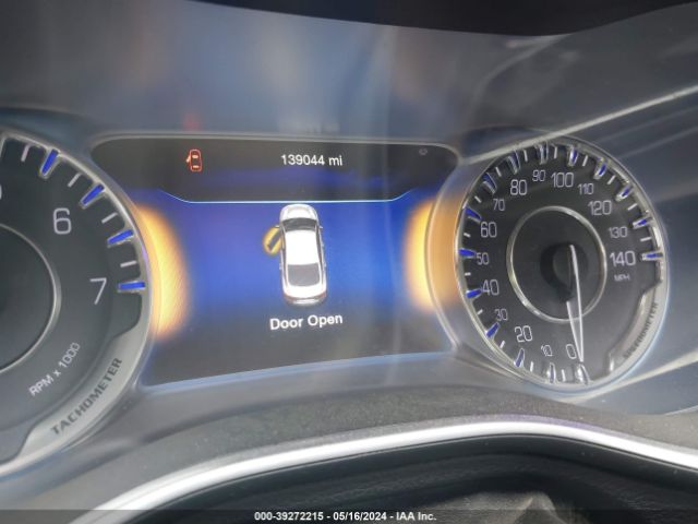 1C3CCCCB6FN607023 Chrysler 200 C