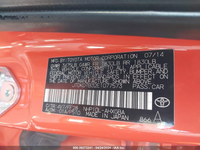 Toyota Prius C Three 2014 JTDKDTB32E1077573 Image 9