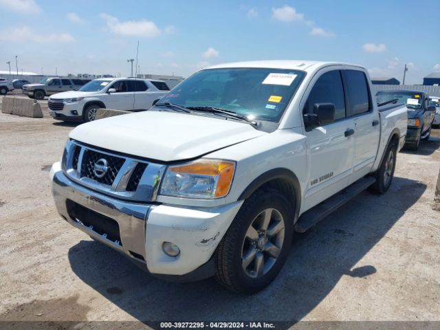 1N6BA0ED1FN515177 Nissan TITAN SV