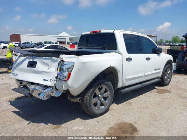 1N6BA0ED1FN515177 Nissan TITAN SV
