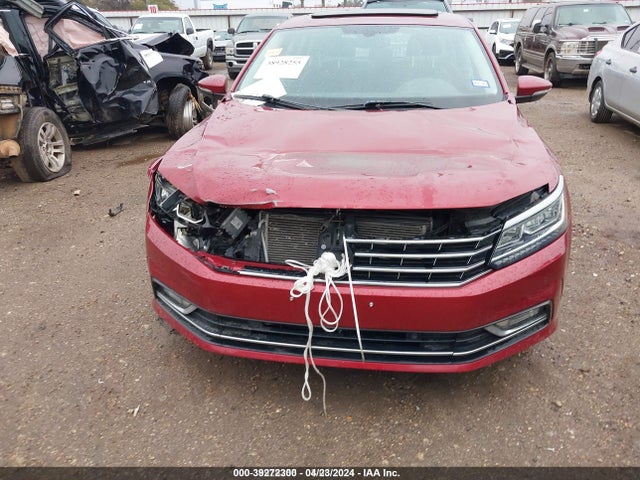 1VWBA7A32JC022702 Volkswagen Passat 2.0t Se