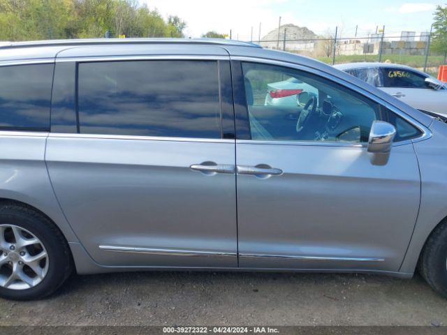 2C4RC1GG5LR175975 Chrysler Pacifica Limited