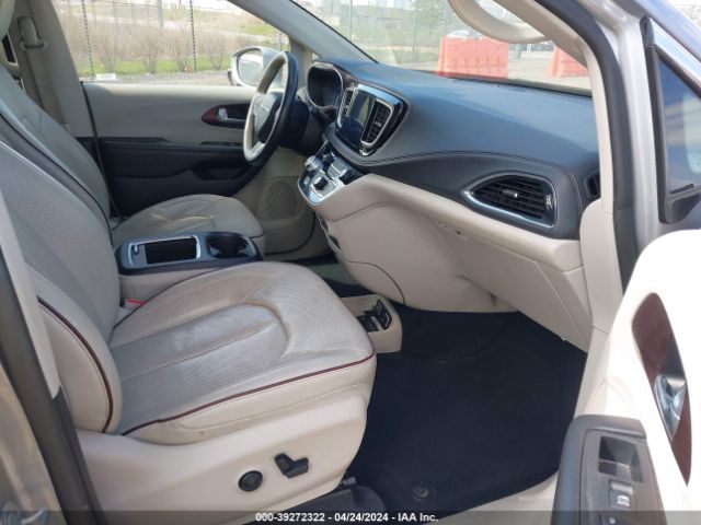2C4RC1GG5LR175975 Chrysler Pacifica Limited
