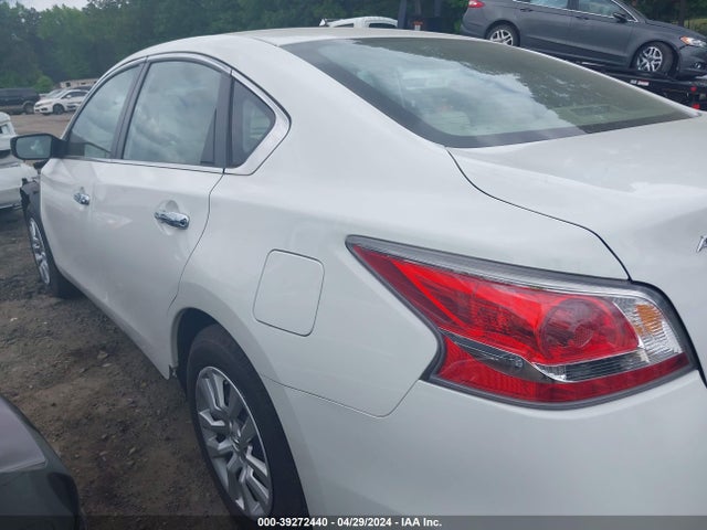 Nissan Altima 2.5 S 2015 1N4AL3AP4FC458162 Image 13