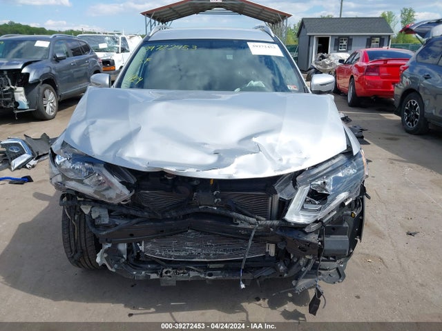 Nissan ROGUE SV 2018 KNMAT2MV0JP595728 Image 13