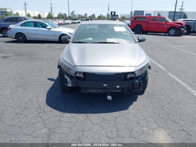 3KPF54AD9PE596098 KIA Forte Gt-line