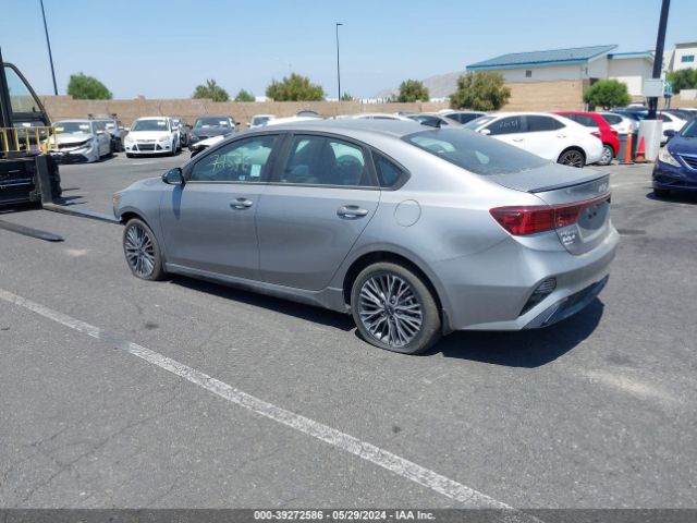 3KPF54AD9PE596098 KIA Forte Gt-line