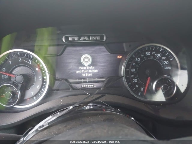 1C6SRFFT5MN531486 RAM 1500 Big Horn  4x4 5'7 Box