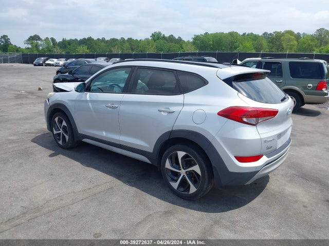 Hyundai Tucson Value 2017 KM8J3CA23HU567638 Image 3