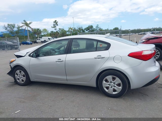 KIA FORTE LX 2016 KNAFK4A68G5503297 Image 13