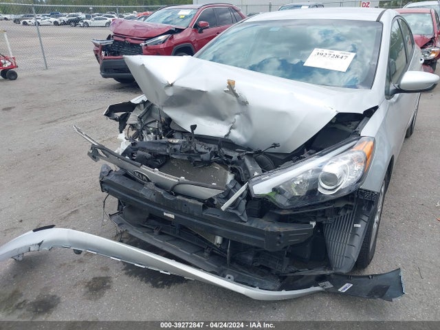 KIA FORTE LX 2016 KNAFK4A68G5503297 Image 6