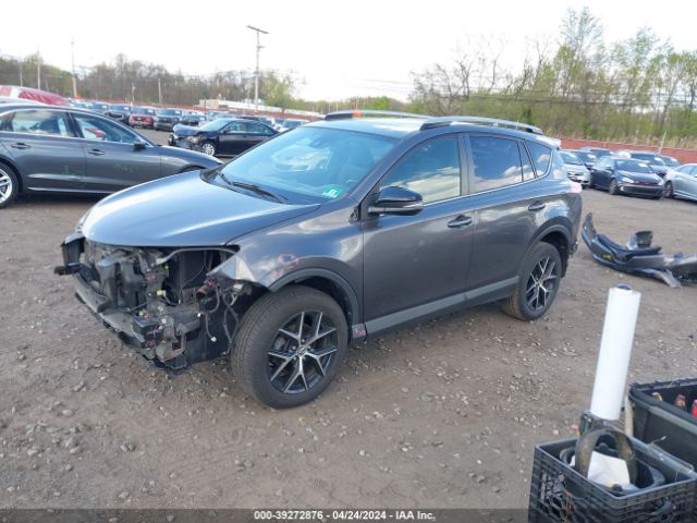 JTMJFREV3JJ732758 Toyota RAV4 SE