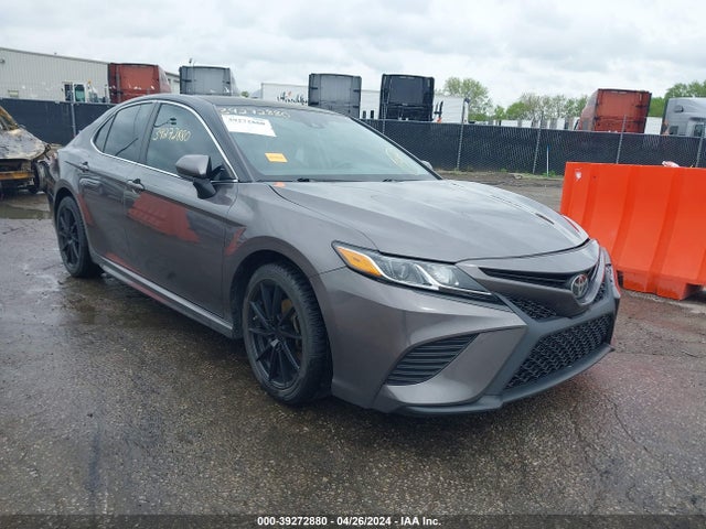Toyota CAMRY SE 2018 4T1B11HK7JU649611 main image