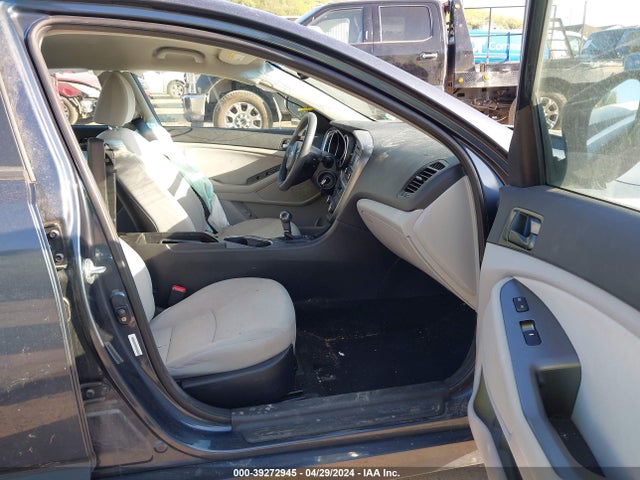 KIA Optima Lx 2015 KNAGM4A72F5567213 Image 5