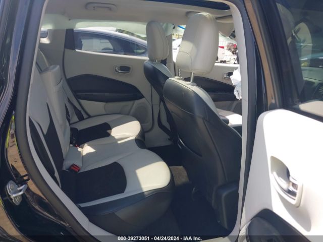 3C4NJCBB8KT749282 Jeep Compass Sun And Wheel Fwd