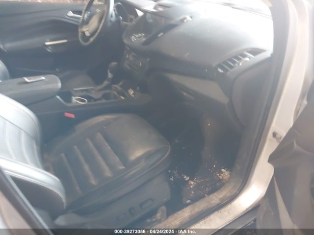 Ford Escape Titanium 2017 1FMCU9J95HUB25532 Image 5