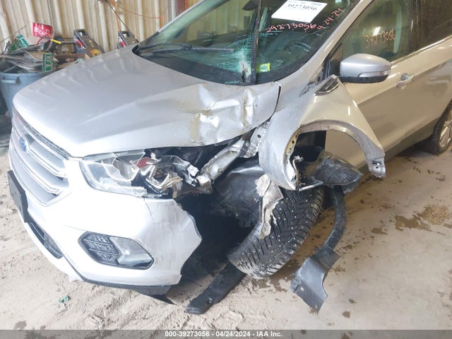 Ford Escape Titanium 2017 1FMCU9J95HUB25532 Image 6