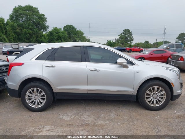 1GYKNARS2HZ301536 Cadillac Xt5 Standard