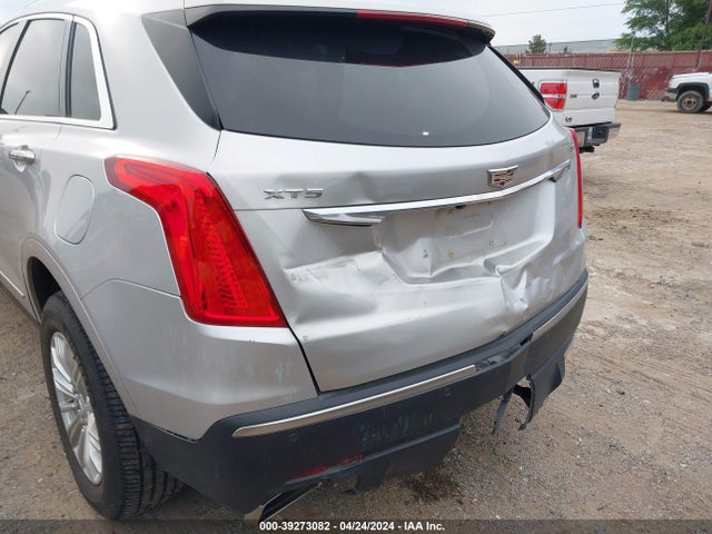 1GYKNARS2HZ301536 Cadillac Xt5 Standard