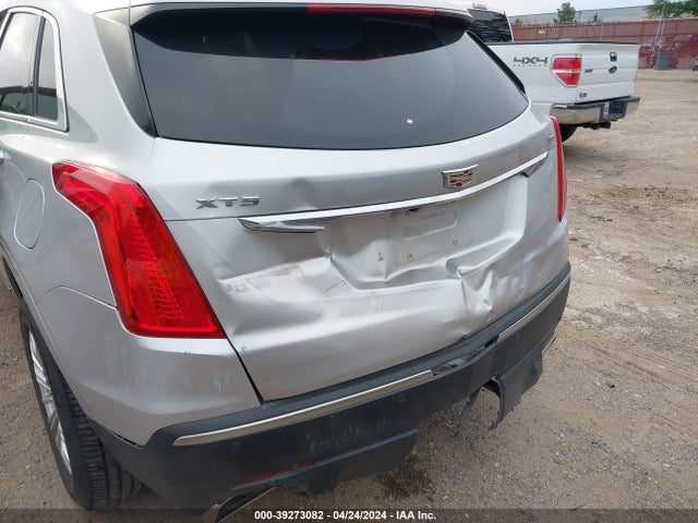 1GYKNARS2HZ301536 Cadillac Xt5 Standard