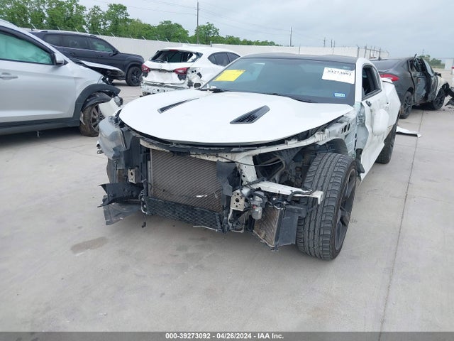 Chevrolet CAMARO 2SS 2018 1G1FH1R72J0125049 Image 6