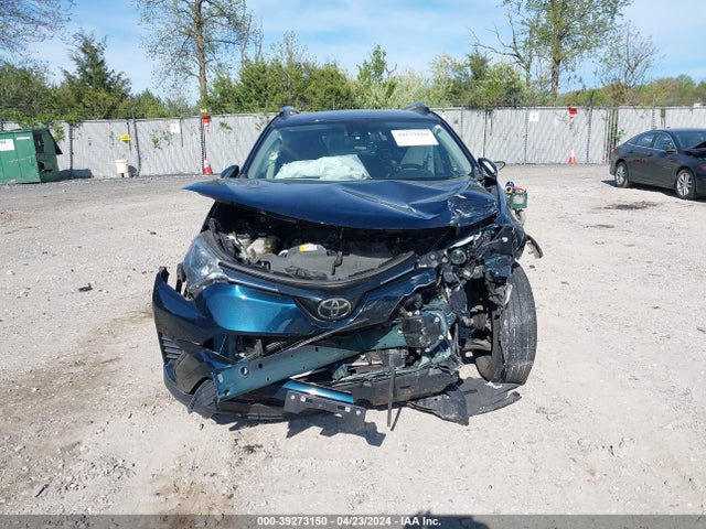 Toyota RAV4 LE 2017 JTMBFREV5HJ135609 Image 12