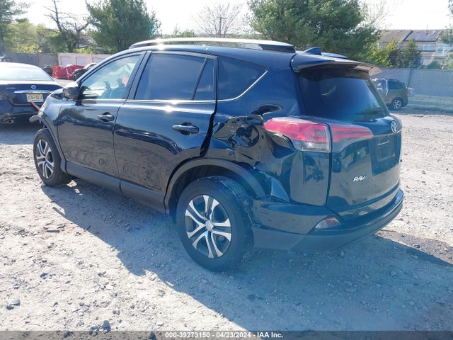 Toyota RAV4 LE 2017 JTMBFREV5HJ135609 Image 3