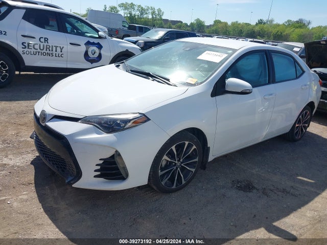 Toyota COROLLA SE 2017 2T1BURHE8HC850297 Image 2