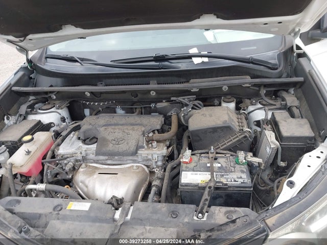 Toyota RAV4 LE 2018 2T3ZFREV9JW512139 Image 10