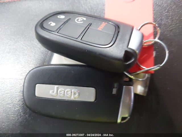 1C4PJMBX5LD588472 Jeep Cherokee Trailhawk 4x4