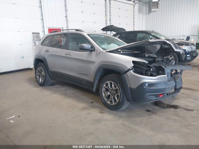 1C4PJMBX5LD588472 Jeep Cherokee Trailhawk 4x4
