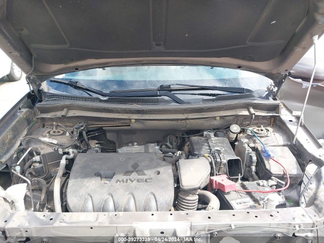 JA4AD3A32GZ022343 Mitsubishi Outlander Se