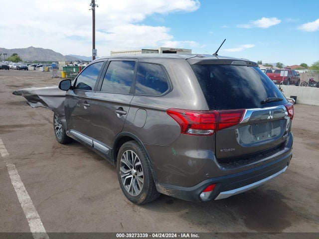 JA4AD3A32GZ022343 Mitsubishi Outlander Se