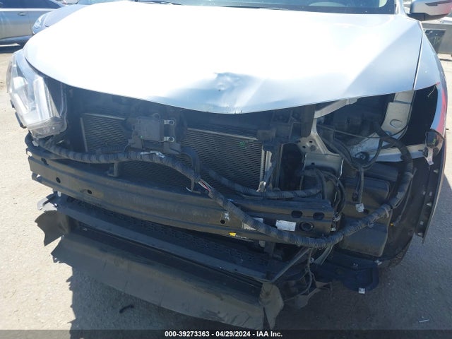 Nissan ROGUE SV 2019 KNMAT2MT2KP552637 Image 6