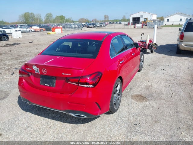 WDD3G4FB9KW019418 Mercedes-Benz A 220 4matic