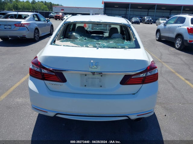 Honda ACCORD LX 2017 1HGCR2F34HA203299 Image 16