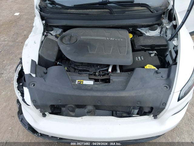 1C4PJLCS3HW617685 Jeep Cherokee Latitude Fwd