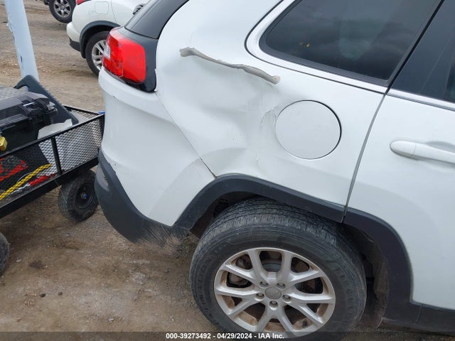 1C4PJLCS3HW617685 Jeep Cherokee Latitude Fwd