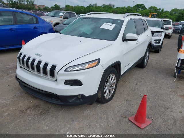 1C4PJLCS3HW617685 Jeep Cherokee Latitude Fwd