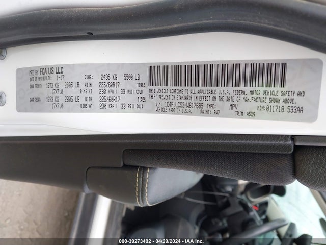 1C4PJLCS3HW617685 Jeep Cherokee Latitude Fwd