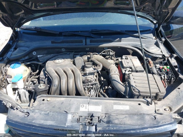 3VW2K7AJXEM312752 Volkswagen Jetta 2.0l S
