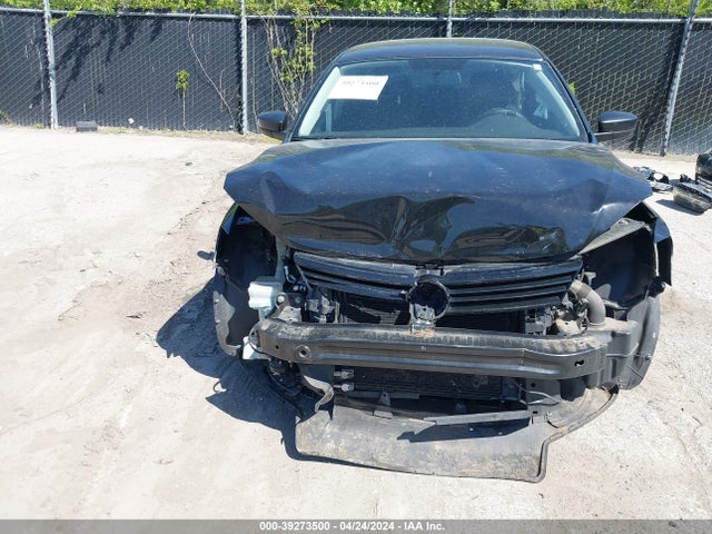 3VW2K7AJXEM312752 Volkswagen Jetta 2.0l S