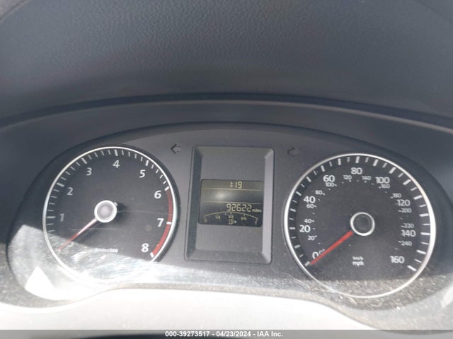 3VWD07AJ5EM324502 Volkswagen Jetta 1.8t Se