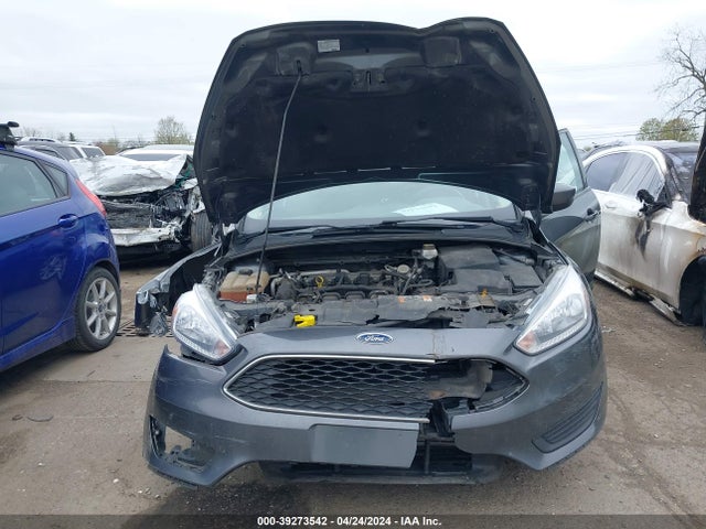 Ford FOCUS SE 2018 1FADP3K23JL222258 Image 6