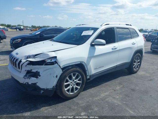 1C4PJLCB0FW711715 Jeep Cherokee Latitude