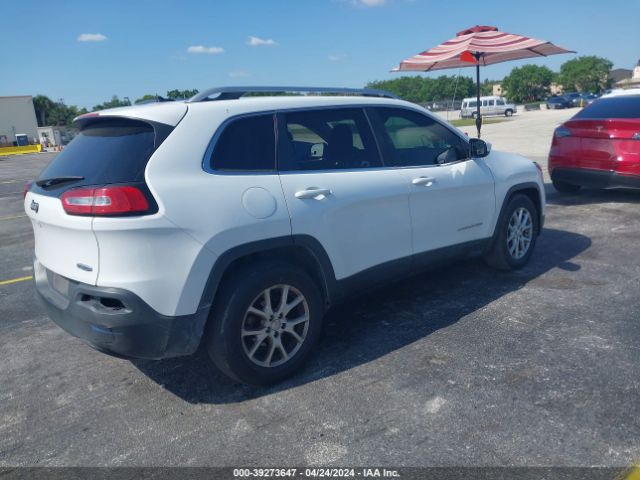 1C4PJLCB0FW711715 Jeep Cherokee Latitude