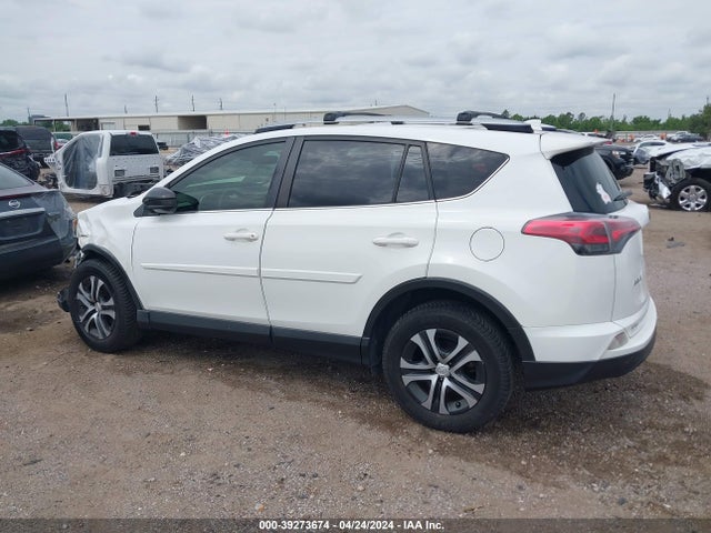 Toyota RAV4 LE 2017 JTMZFREV9HJ132503 Image 15