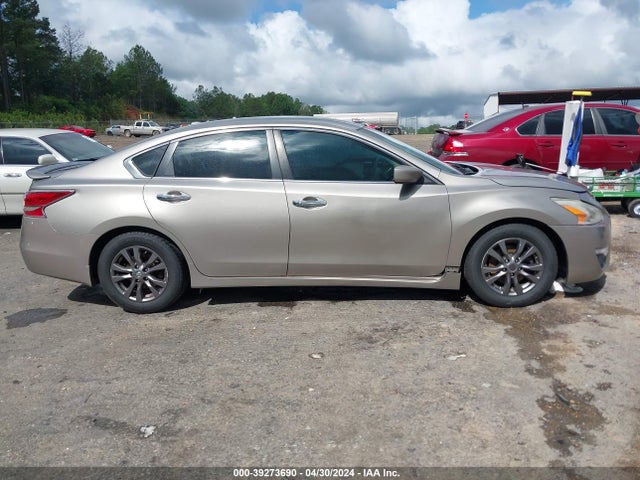 Nissan Altima 2.5 S 2015 1N4AL3AP0FC590402 Image 12
