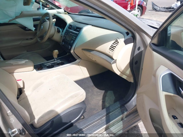 Nissan Altima 2.5 S 2015 1N4AL3AP0FC590402 Image 5