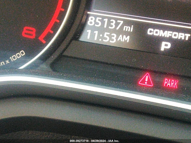 Audi A4 2.0t Premium 2017 WAUGNAF44HN014088 Image 15